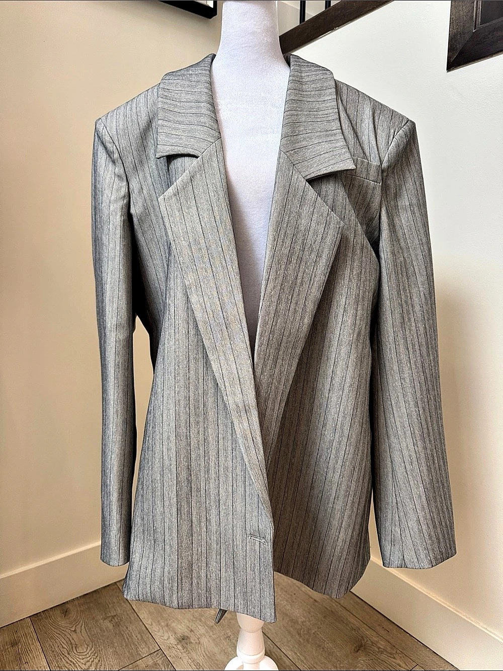 Source Unknown Houndstooth Blazer in Gray NWT